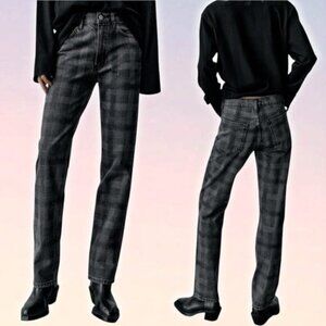 NWT ZARA New Straight Fit Printed Mid-Rise Jean Sz 0